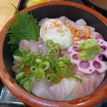 海鮮れすとらん 魚輝水産 - 漁師丼