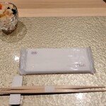 鮨 富かわ - テーブルセッティング