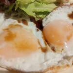 社 - 卵には醤油派です