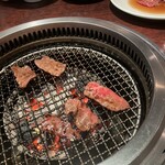 焼肉の三是 - 