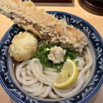 梅田 釜たけうどん - 