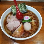 とら食堂 - ワンタン麺味玉入り。￥1200