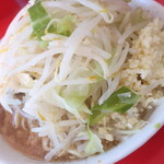 ラーメン二郎 生田駅前店 - 小ラーメン＋ニンニク