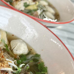 ก๋วยเตี๋ยวไก่นายอุ๋ย - 
