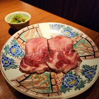焼肉 にくだらけ - 黒たん(タンシタ、タンモト)