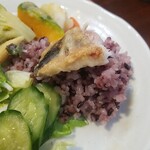 キッチン ブルー グローブ - 再び、タカサゴを乗せます