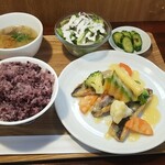 キッチン ブルー グローブ - タカサゴムニエルと蒸し野菜　和風ウニクリームソース