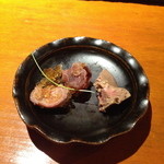 焼鳥 市松 - 鶏のキモ低温焼き・ずりのゼリー煮