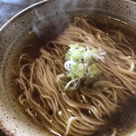 拉麺太极 - ごぼうの香りと甘みが醤油に絶妙なスープに細麺が合う！