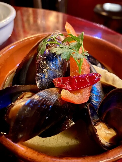 BRITISH PUB QUARTERS photo 3