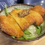 石舟Dining - 青梅産豚のタレカツ丼（1100円）
