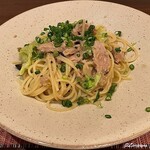 Porta Otto - マグロとキャベツのアーリオ･オーリオ･ペペロンチーノ