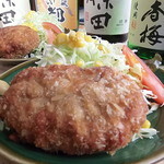 すぎちゃん - 当店自慢の手作りメンチカツ(^^)肉汁の溢れっぷりに驚いて下さい♪♪