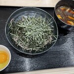 肉そば タイガー - 料理写真: