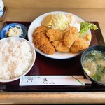 Mikaku - ミックスフライ定食（メンチ・チキンカツ）990円