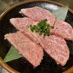 和牛焼肉酒家 椿姫苑 - 