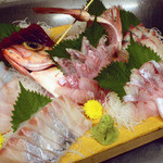 関所茶屋 - 刺身盛り合わせ