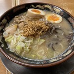 Kagoshima Ramen Ton Toro - 味玉入り