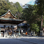 Oumi Gyuu Sousaku Ryourikubo Taya - 日牟礼八幡宮の本殿です。