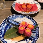 Yakiniku Oboro - 卵黄の入った焼き肉って珍しいですよね
