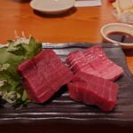 酒菜家サスニ - マグロの刺身