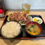 手打風ラーメン 洋定食 ボリューム - 