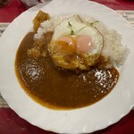 ５ｐｅｎｎｙ - カレーライス大＋目玉焼①