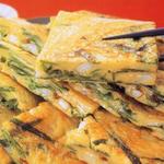 なかなか家 - 　人気メニューのひとつ韓国チヂミ