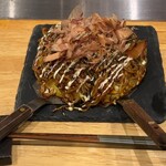 okonomiyakiteppammacchan - 弱火でじっくり焼き上げる