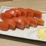 Nihombashi Yama Kita - 冷やしトマト　290円