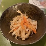 無国籍料理 しま - つきだし（切り干し大根）