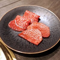 焼肉とみ 横浜関内店 - 特選和牛肉2種　希少部位使用　ヒレ/肩三角