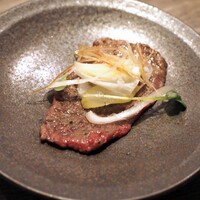 焼肉とみ 横浜関内店 - 和牛赤身肉と香味野菜　自家製とろろポン酢