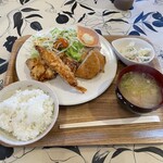 とんぼ - からあげとフライ定食