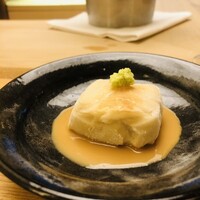 青山　仁 - 