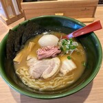 焼きあご塩らー麺 たかはし - 特製焼きあご塩らーめん