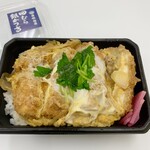 田むら銀かつ亭 - 豆腐かつ煮丼