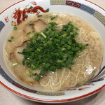 長浜ラーメン博多屋 - こってりラーメン940円