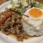タイ料理 ギンカーオ - 