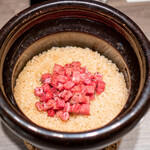 USHIGORO S. - 黒トリュフと牛ヒレの土鍋ご飯