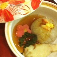 和食處　雲海 - 会食なう。イチゴとお蚕さんの繁忙期が重なるそうな(#^.^#)