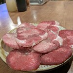 炭火焼肉 しちりんや - 