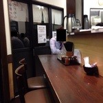 つけめん 玉 - 201312　玉　店内⇒