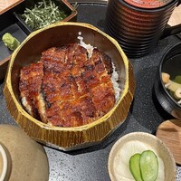 うなぎ四代目菊川 東京駅黒塀横丁店 - 