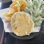 Kaori - サツマイモ、かき揚げ、春菊　天ぷら