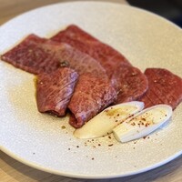 炭火焼肉 肉の匠 ひうち - 