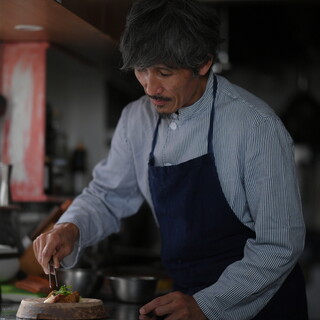 佐藤誠之氏（サトウシゲユキ）―昔から好きだった料理の道へ