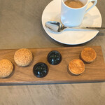 セリュー - 小菓子