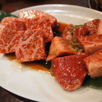 炭火焼肉 ぐら 塩釜本店