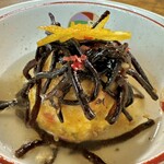 お食事処 だんらん日和 - 本日のランチ(¥1,980) 副菜：海鮮がんもの長ひじきあん